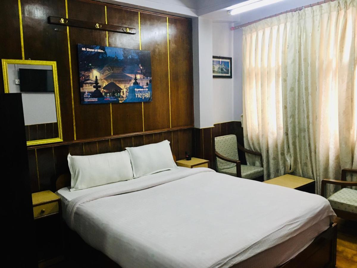 Hotel Plumeria Inn Katmandou Extérieur photo